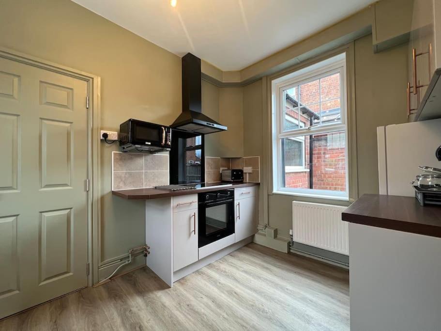 The Rose- Grd Floor, 2-5 Beds, Smarttv, Uni, Tram, M250 Fibre Apartment Nottingham Exterior foto