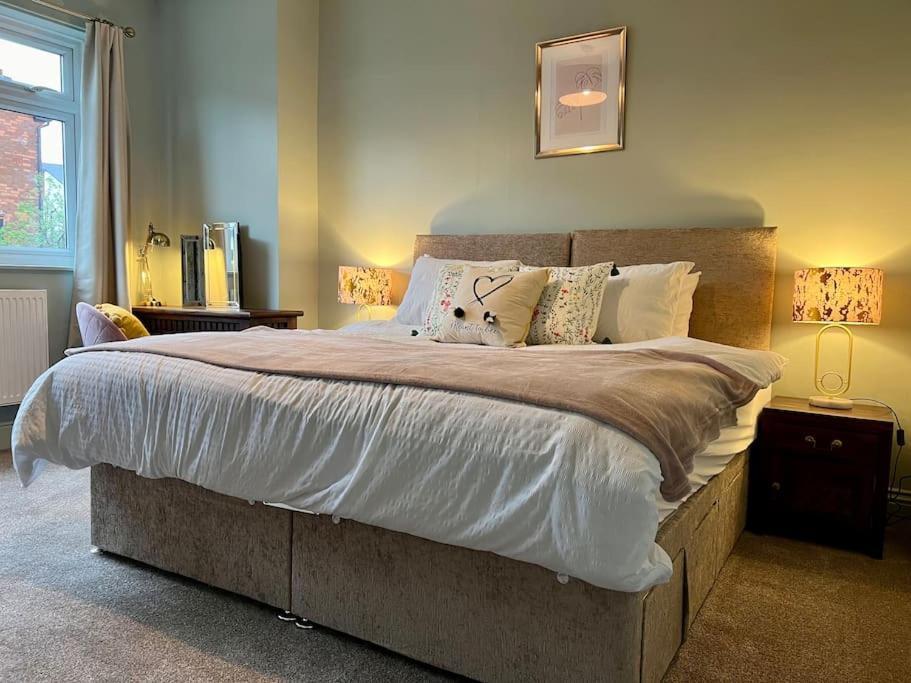 The Rose- Grd Floor, 2-5 Beds, Smarttv, Uni, Tram, M250 Fibre Apartment Nottingham Exterior foto